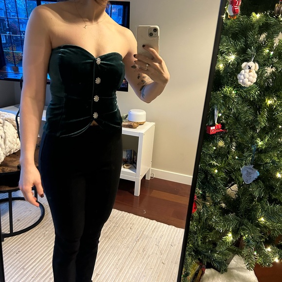 Dynamite Bare Button Detail Velvet Bustier Top - Picture 5 of 5